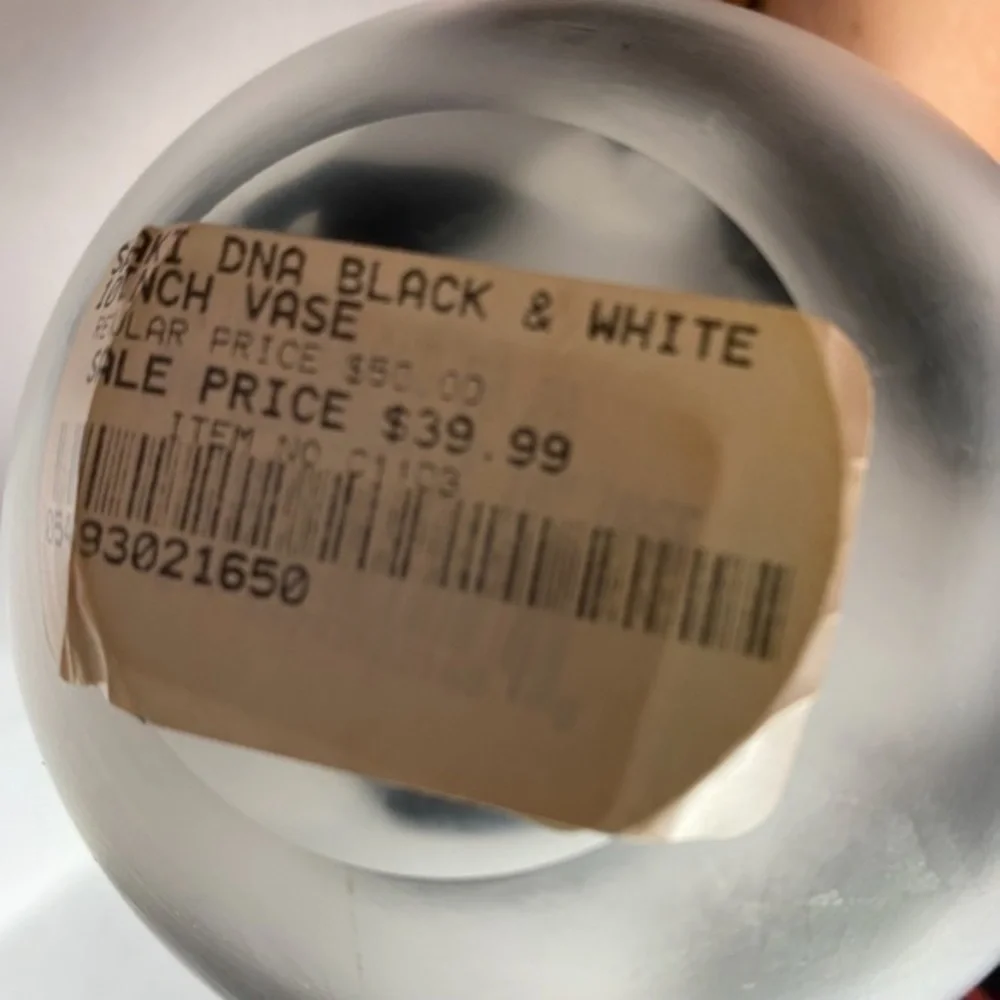 Sasaki Vintage Black and White DNA Swirled 10in Art Glass Vase